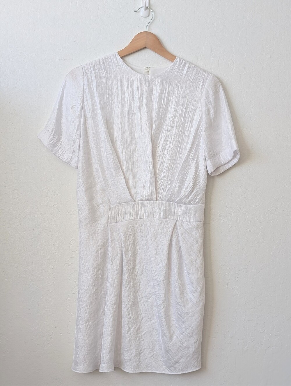 S.B. Etoile Draped White Short Sleeve Mini Dress with Pockets! Size Small
